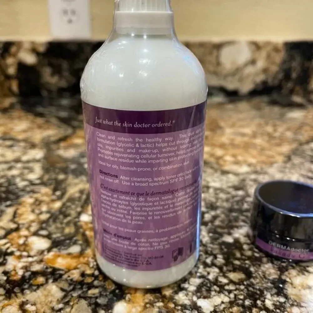 NEW DERMAdoctor Ain't MisBehavin' Toner‎ & Kakadu C Eye Soufflé Beauty Bundle